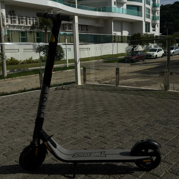 Patinete Elétrico Two Dogs Droid 350W