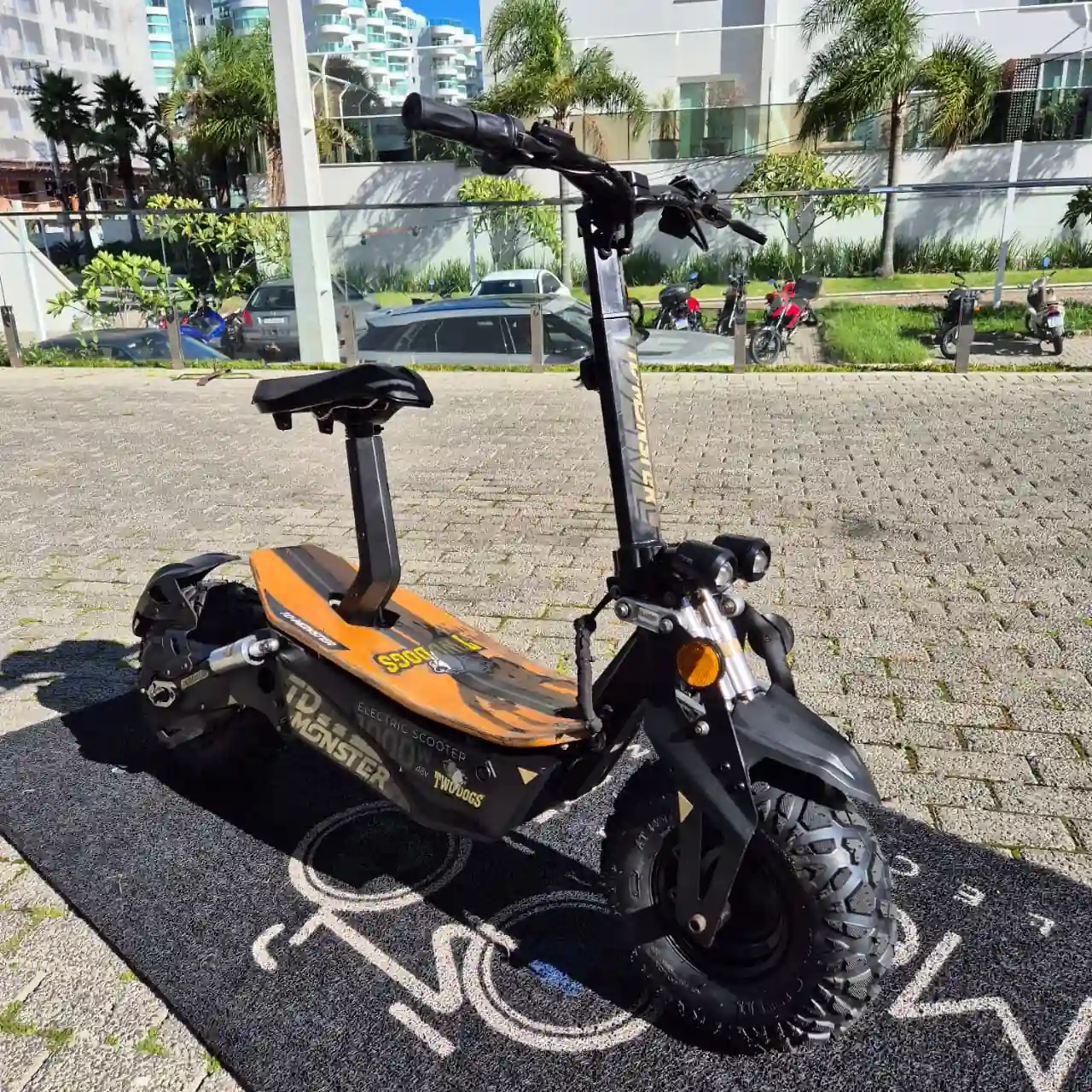 Patinete Elétrico Two Dogs Monster 1000W seminovo